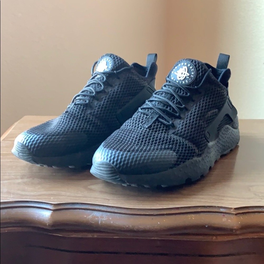 Nike WMNS Air Huarache Run Ultra BR 'Black'